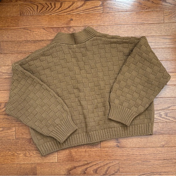 Babaa Cardigan No 3 in Sukkari - Picture 3 of 8